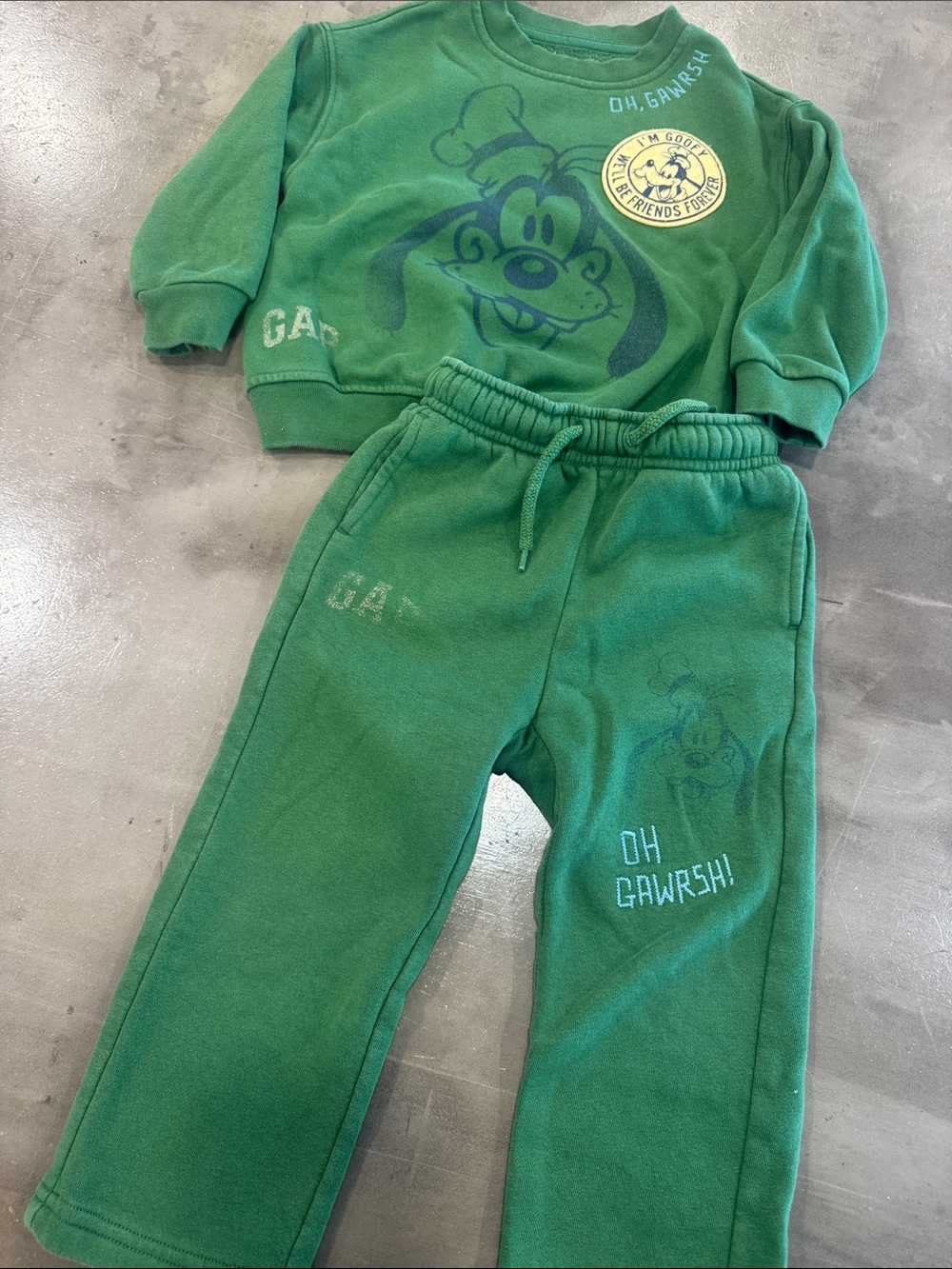 GAP Kids Green Goofy Fleece Jogging Set